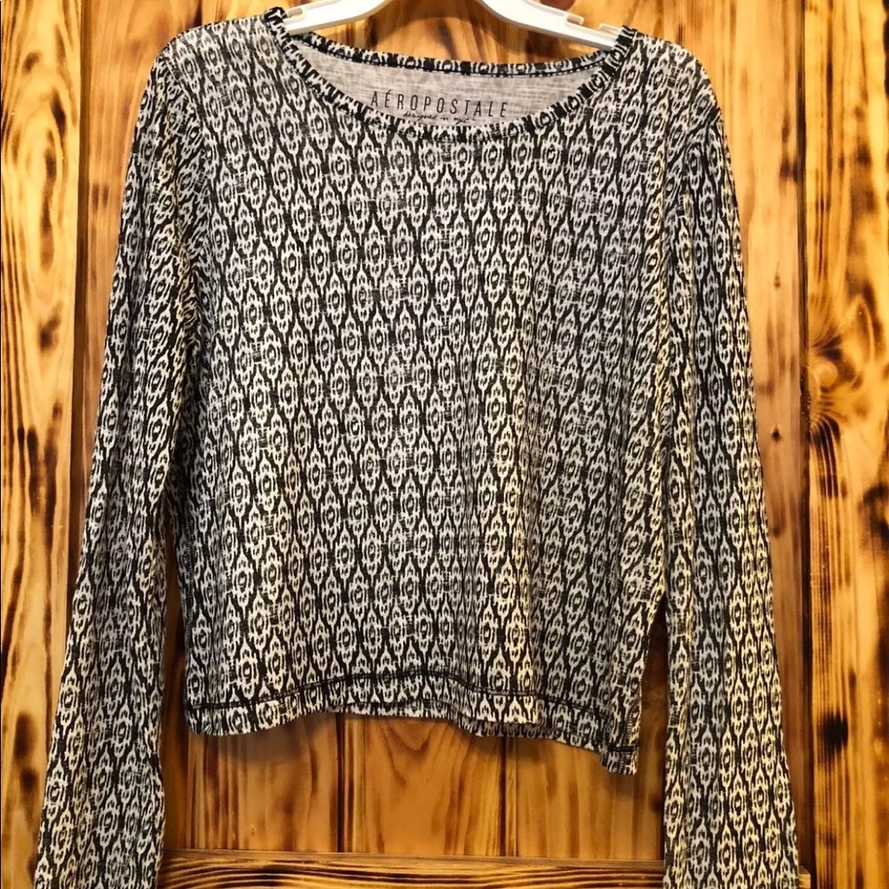 Women’s B&W Aeropostale Long Sleeve Size L